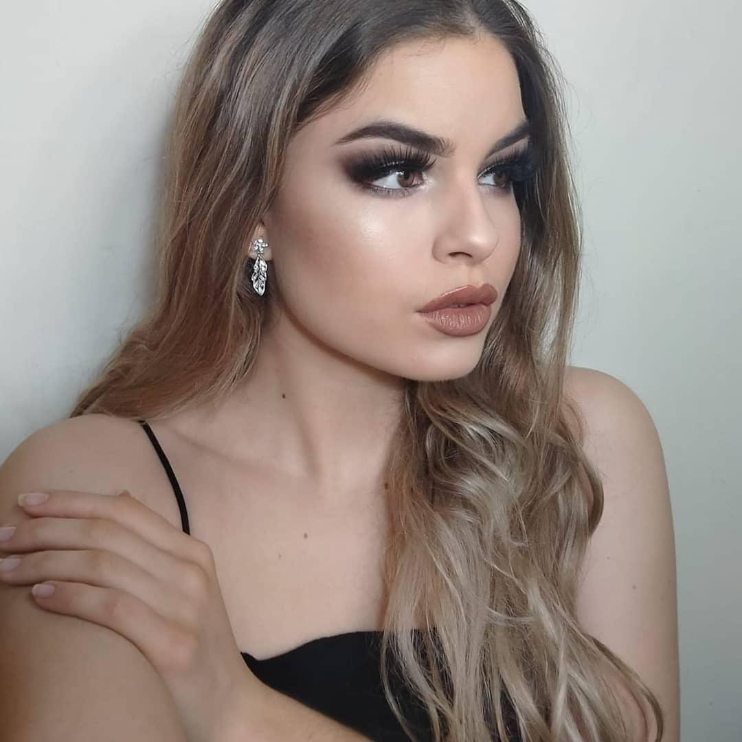 makeuupbyro