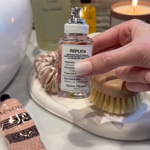 @spacenk’s instagram video of Byredo Hand Wash Tulipmania,JVN Hair Complete Pre-wash Scalp Oil,Slip Midi Silk Scrunchies,Maison Margiela Springtime in a Park Eau de Toilette,Aromatherapy Associates Polishing Body Brush,Aesop Resurrection Aromatique Hand Balm,Boy Smells Iris Fantome Candle