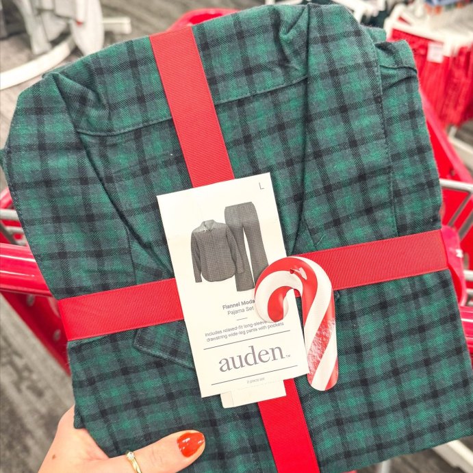 user image by @targettakesmypaycheck, Women's Flannel Long Sleeve Button Down Shirt and Pants Pajama Set - Auden™