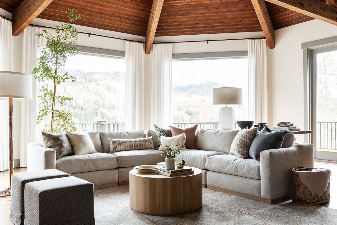 How to Choose Throw Pillow Combinations Studio McGee