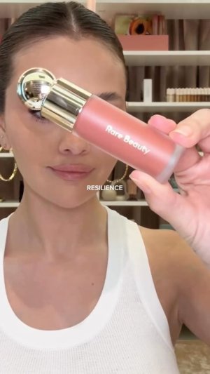 @spacenk&rsquo;s instagram video of Rare Beauty Rare Beauty Soft Pinch Liquid Blush