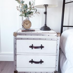 Chelsea Metal Adjustable USB Table Lamp