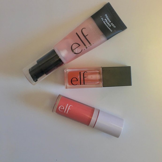 user image by @sunkissed_local, e.l.f. Power Grip Primer + 4% Niacinamide - 0.811 fl oz