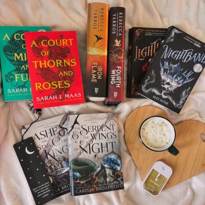 A Court of Mist and Fury Paperback in Green and Yellow