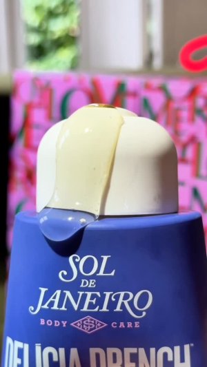 @spacenk’s instagram video of Space NK Beauty Advent Calendar