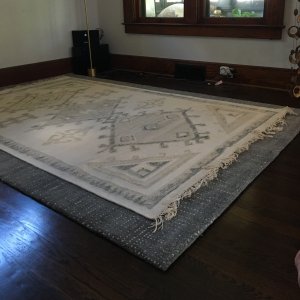 Graduated Dot Rug