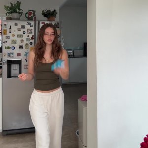 &rsquo;s mediaimport video of Westman Atelier Sun Tone Bronzing Cr&egrave;me