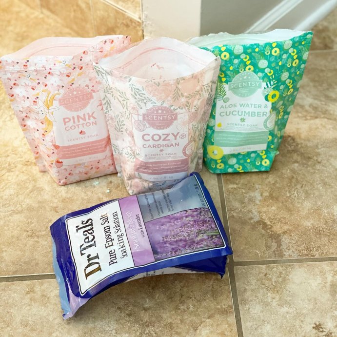 user image by @bollingwith5, Dr Teal's Epsom Salt Magnesium Soak - Relax & Relief with Eucalyptus & Spearmint