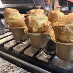 Nordic Ware Popover Pan Makes 6 Popovers Wire Rack Silver