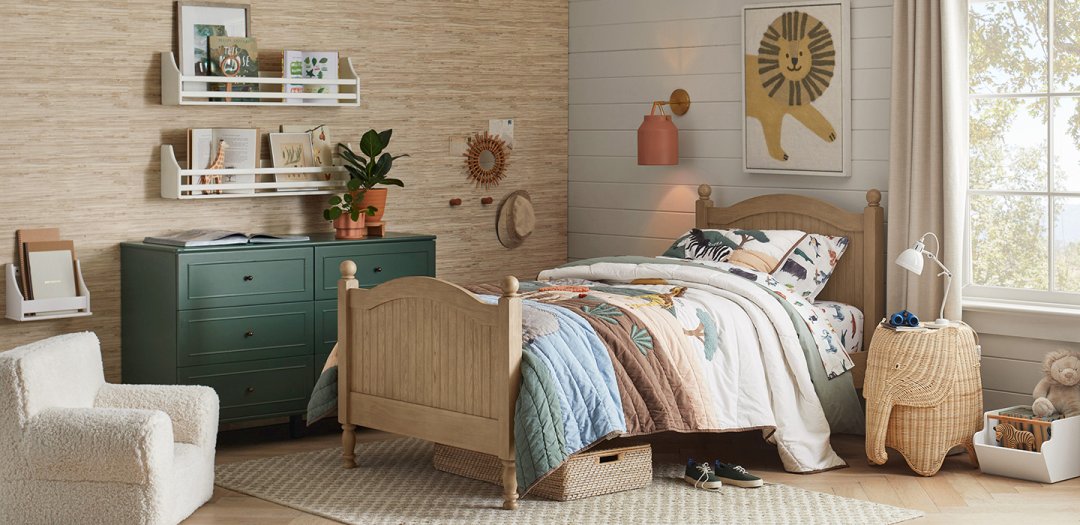 Pottery barn hot sale boys room