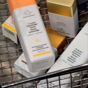 @spacenks {1} {2} av {3}