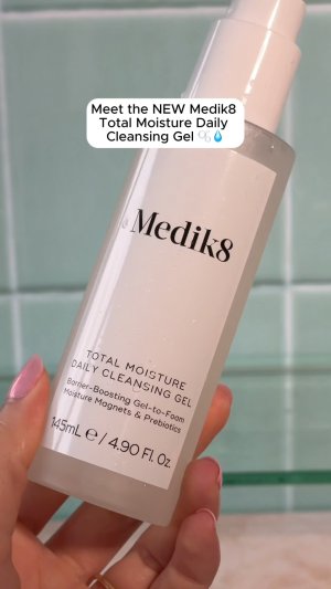@spacenk&rsquo;s instagram video of Medik8 Total Moisture Daily Cleansing Gel