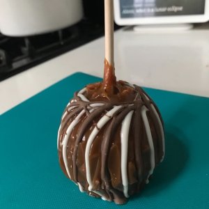 Assorted Caramel Apples, Set of 4