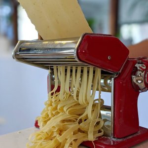 Imperia Pasta Machine with Fettuccine & Linguine Attachment, Red