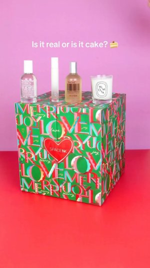 @spacenk’s instagram video of Space NK 12 Days of Fragrance Advent Calendar