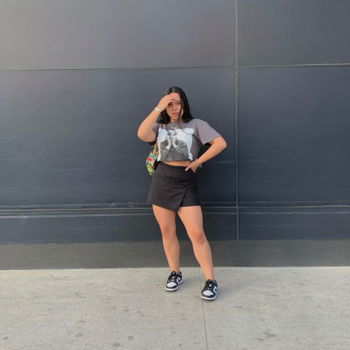 user image by @ximegarciaaaa, Women's Tupac Short Sleeve Graphic T-Shirt - Black