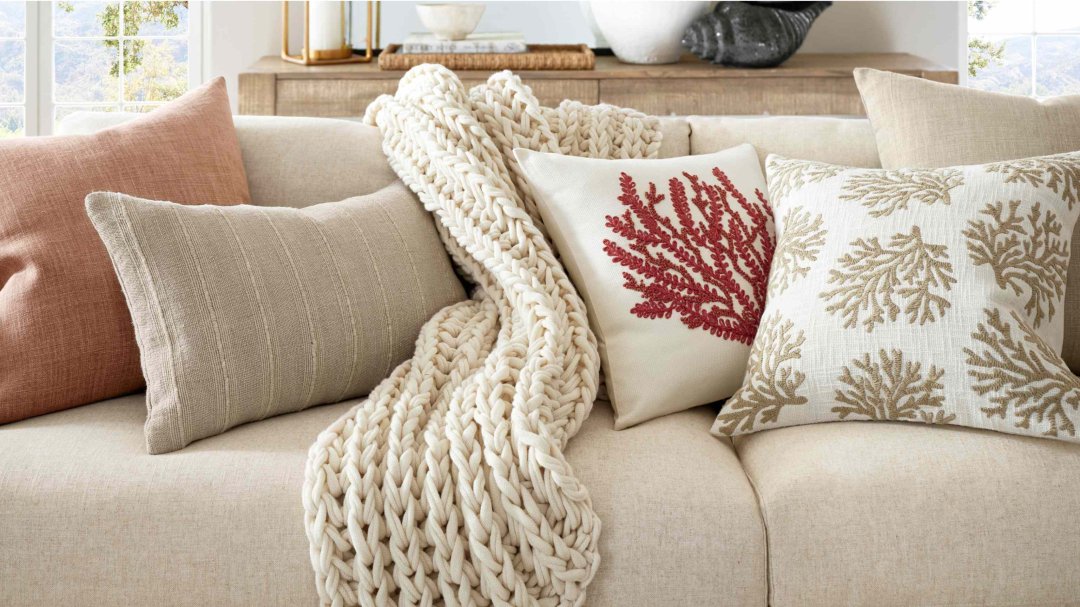 The Summer Lookbook | Pottery Barn