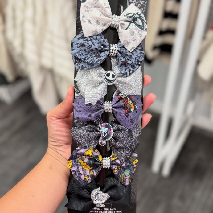 user image by @alleyezonfindz, Girls&#39; Disney 7pk Nightmare Before Christmas Hair Bow Set