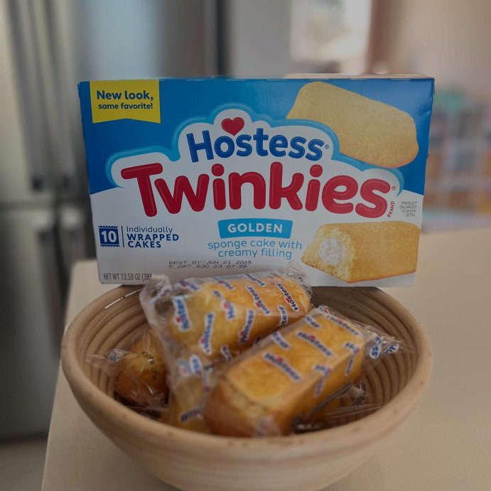 user image by @beautereviewer, Hostess Twinkies - 10ct/13.58oz