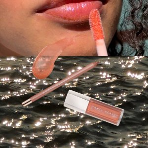 @spacenk&rsquo;s instagram photo of Fenty Beauty Fenty Beauty x Space NK Island Time Kiss