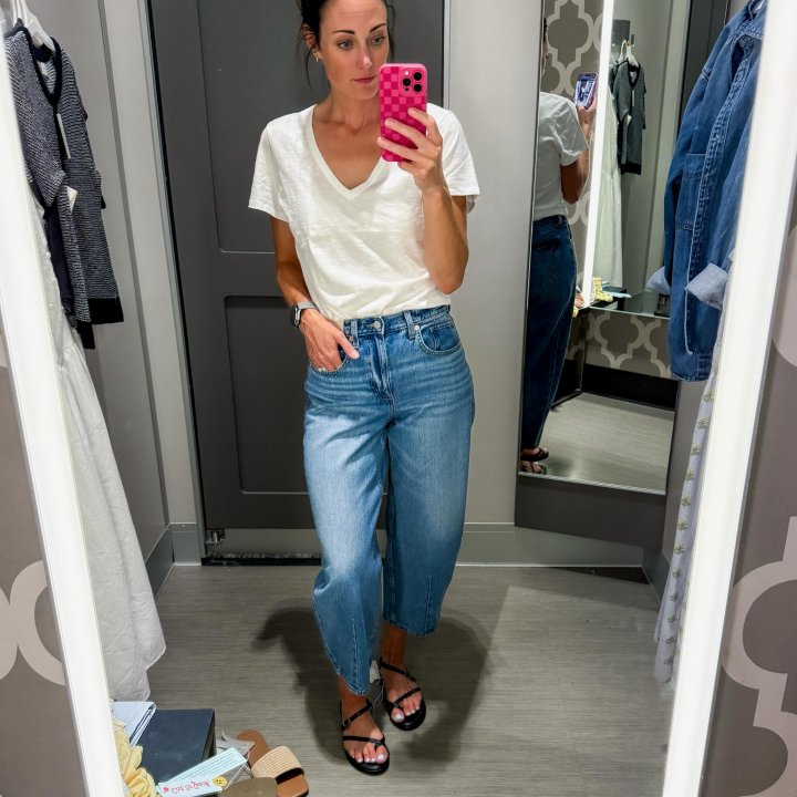 Women's High-Rise Easy Barrel Jeans - Universal Thread™