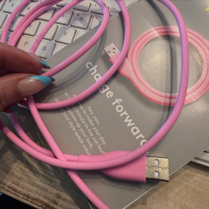 user image by @sbwantsitall, 6' USB-C to USB-C Fast Charging Silicone Cable - heyday™