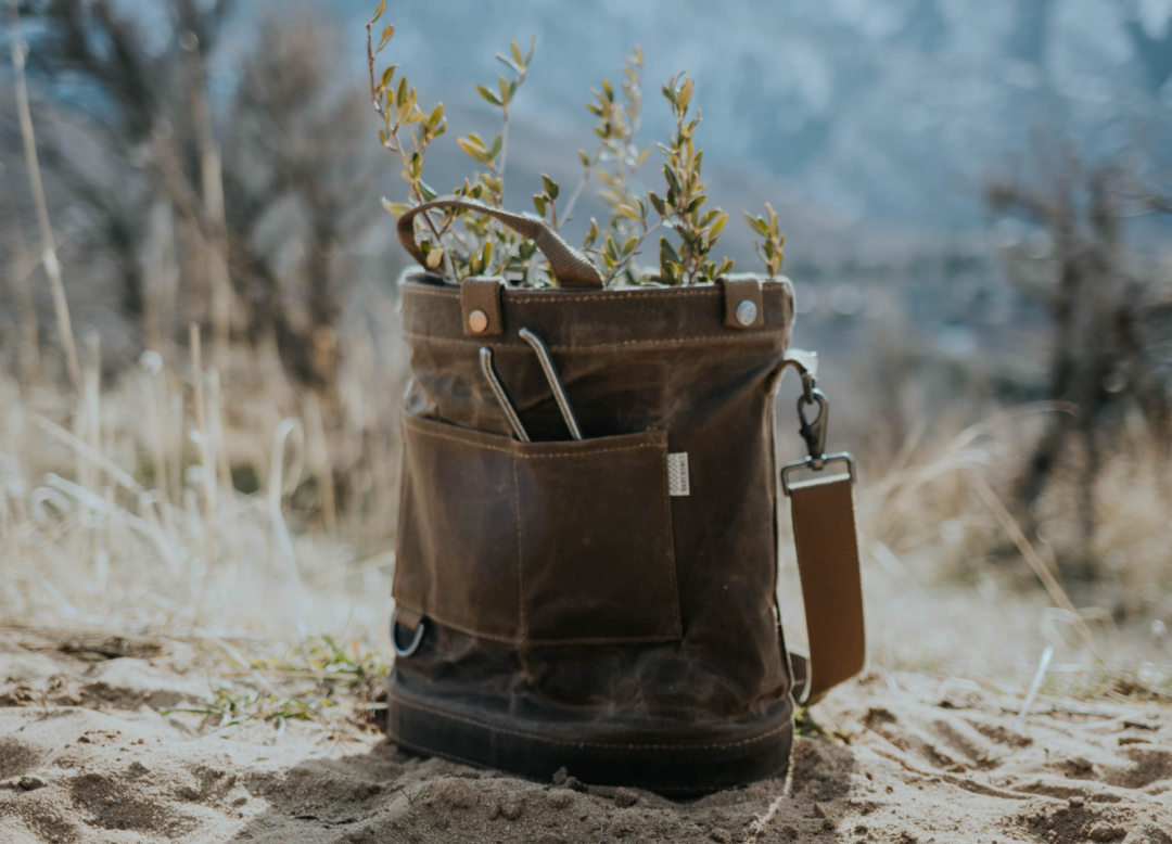 10 Ways To Use The Barebones Foraging Bag