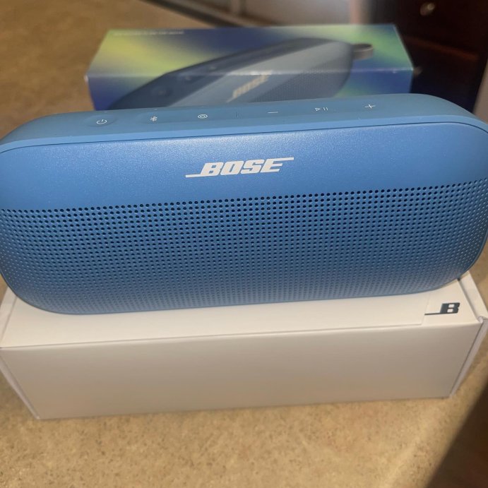 user image by @hey_bullseye_, Bose SoundLink Flex Portable Bluetooth Speaker (2nd Gen)