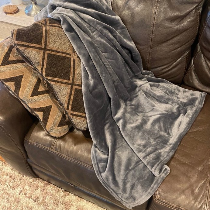 user image by @sssaysso, Peace Nest Lightweight Plush Fuzzy Flannel Blanket, Rversible Soft Throw Blanket