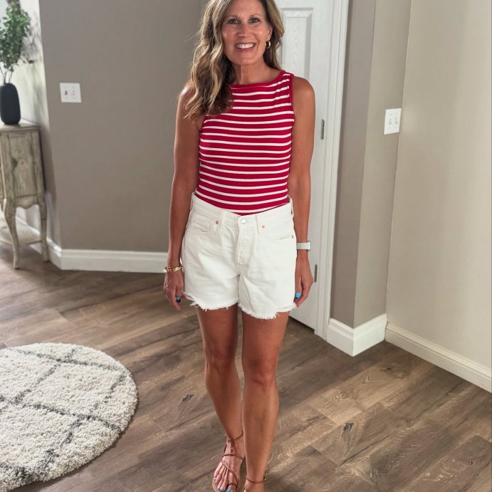 user image by @danascart, Women's Mid-Rise 90's Baggy Denim Shorts - Universal Thread™