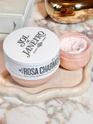 @spacenks {1} {2} van {3}