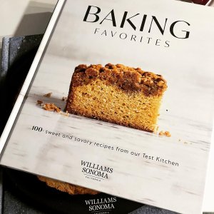 The Williams-Sonoma Baking Book: Essential Recipes for Today's Home Baker