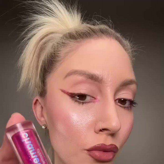 user image by @renaegoodhew, Wet n Wild Chameleon Chrome Lip Foil - 0.08oz