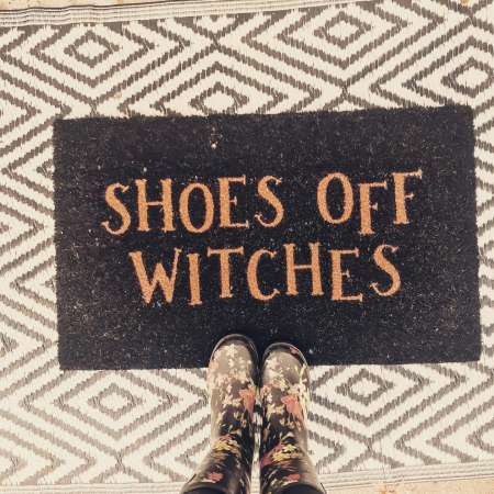 instagram post by nieszandningxia