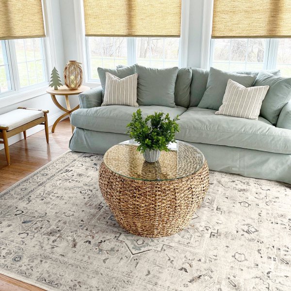 Need inspiration? See how shoppers like you style their Ruggable rugs.