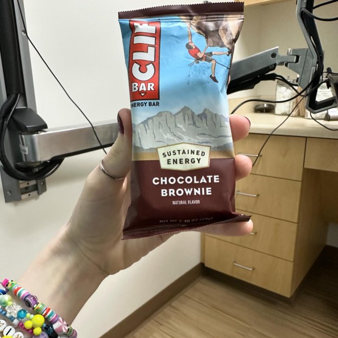 user image by @peace.protein, CLIF Bar Chocolate Brownie Energy Bars 
