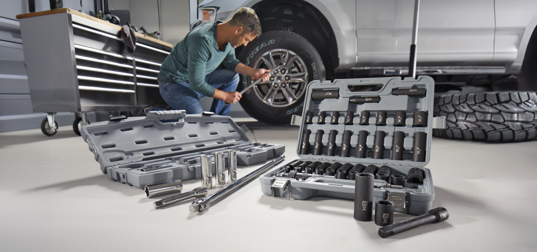 Shop Trousse pour changement de pneus MAXIMUM, paq. 9, Douilles à choc de qualité professionnelle 1/2 po  and more