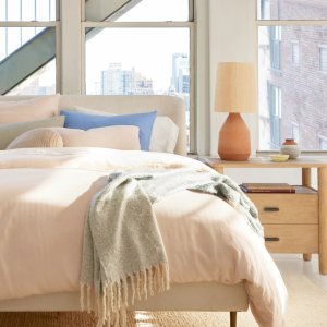 Lana bed deals west elm