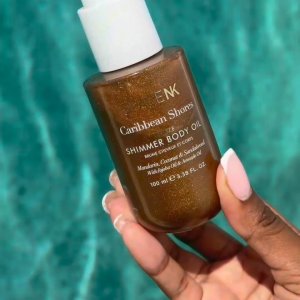 @spacenk’s instagram video of Space NK Caribbean Shores Shimmer Body Oil - Bronze,Space NK Caribbean Shores Shimmer Body Oil - Golden,Space NK Caribbean Shores Shimmer Body Oil - Pearl