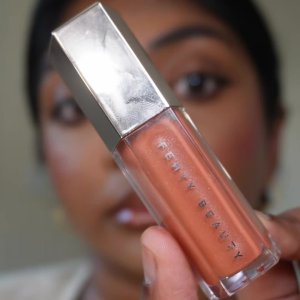 &rsquo;s mediaimport video of Fenty Beauty Fenty Beauty x Space NK Island Time Kiss