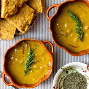 Staub Stoneware Pumpkin Cocotte