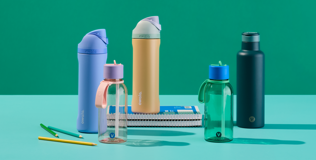 Shop Bouteille d'eau réutilisable portative isotherme en acier inoxydable avec paille intégrée Owala FreeSip, couleurs variées, 24 oz, Bouteille de 19 oz, émeraude, Bouteille de 19 oz, corail, Bouteille Vida en acier inoxydable, 24 oz and more