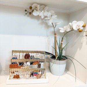 Elle Lacquer Earring Holder