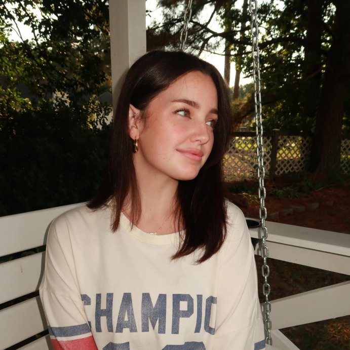 user image by @peytxmoore_, Champion Men's Football Shirt