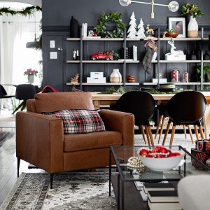 I hope you had a great day ❤️
In case you missed it, I posted part 1 of our Christmas home tour on the blog today 😀
See you there...xo
