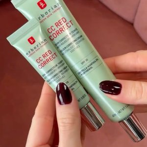 @spacenk&rsquo;s instagram video of Erborian CC Red Correct,Erborian Centella Creme,Erborian Centella Red Serum