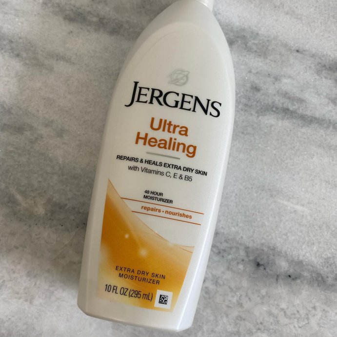 user image by @fav.finds.with.kj, Jergens Ultra Healing Hand and Body Moisturizing Lotion for Dry Skin with Vitamins C, E and B5