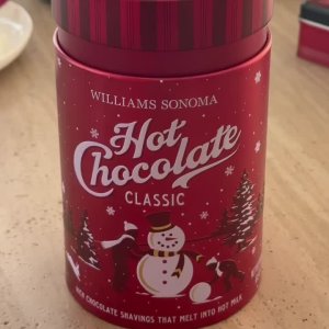 Williams Sonoma Vanilla Hot Chocolate with Marshmallows