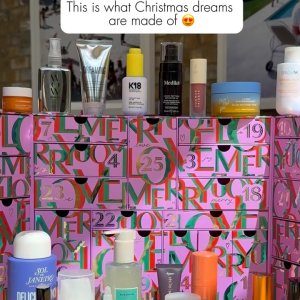 @spacenk’s instagram video of Space NK Beauty Advent Calendar