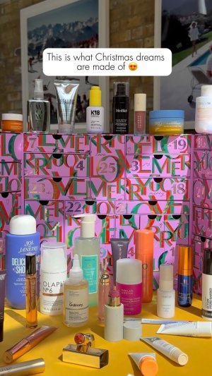 @spacenk’s instagram video of Space NK Beauty Advent Calendar